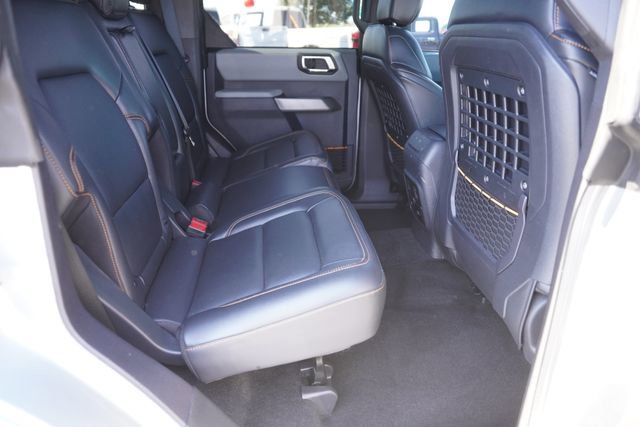Used 2023 Ford Bronco Badlands image 15
