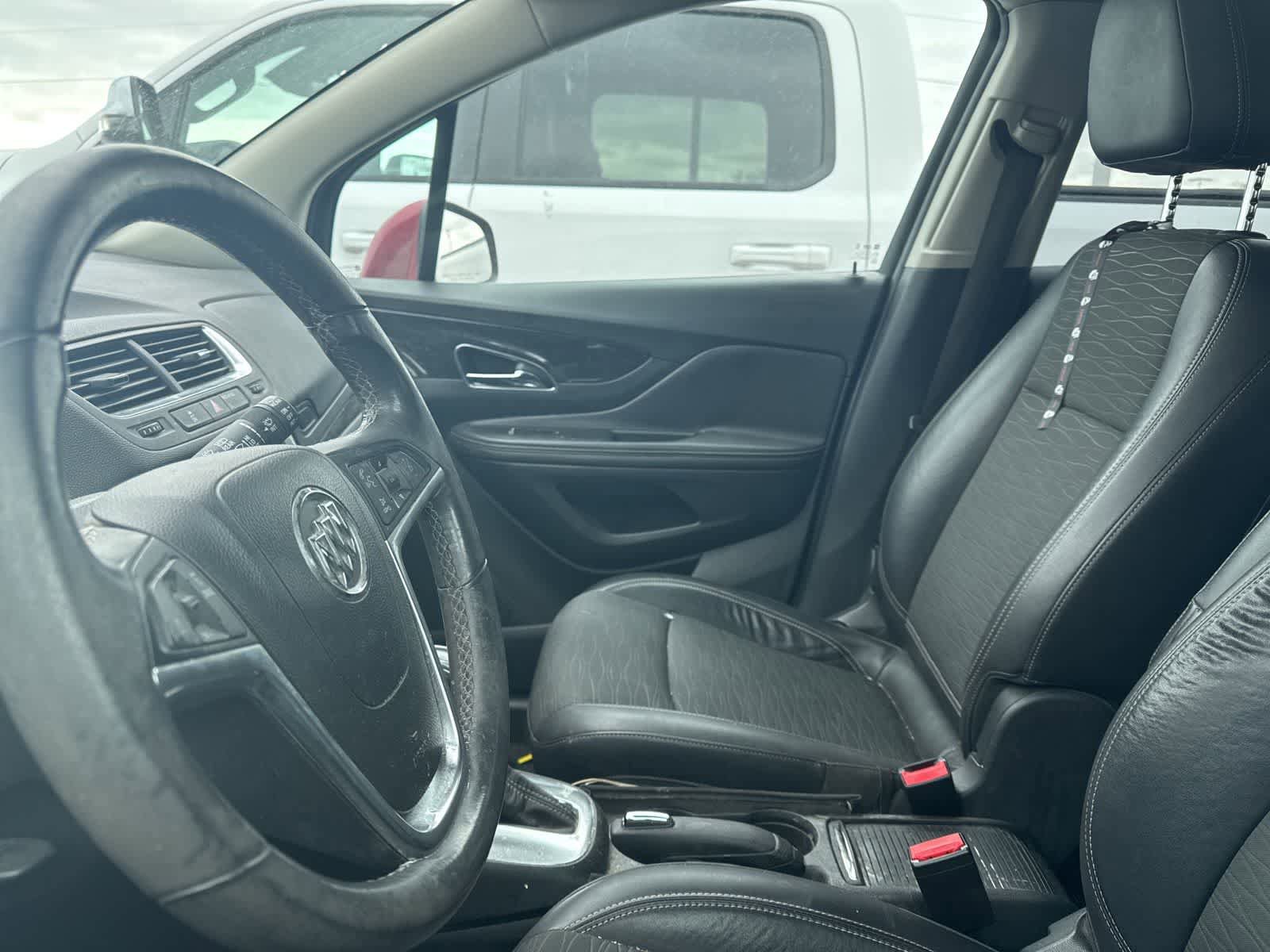 Used 2015 Buick Encore Convenience FWD image 31