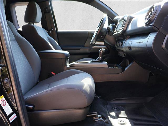 Used 2019 Toyota Tacoma TRD Off-Road w/ Technology Package AWD/4WD image 27