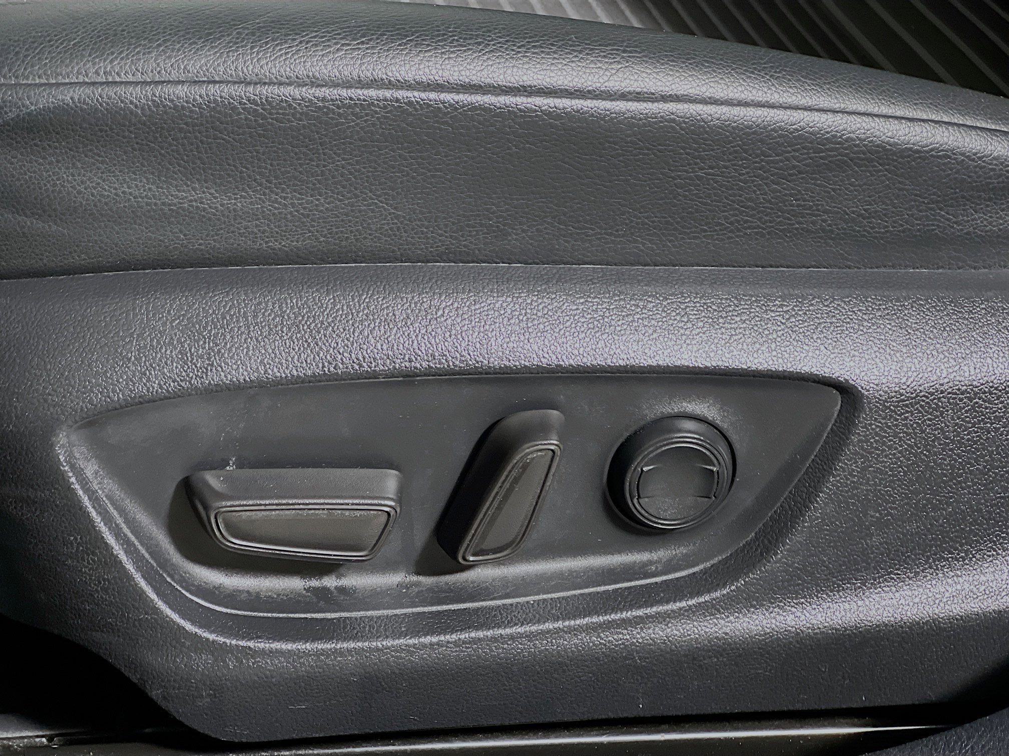 Used 2024 Toyota Camry SE image 16