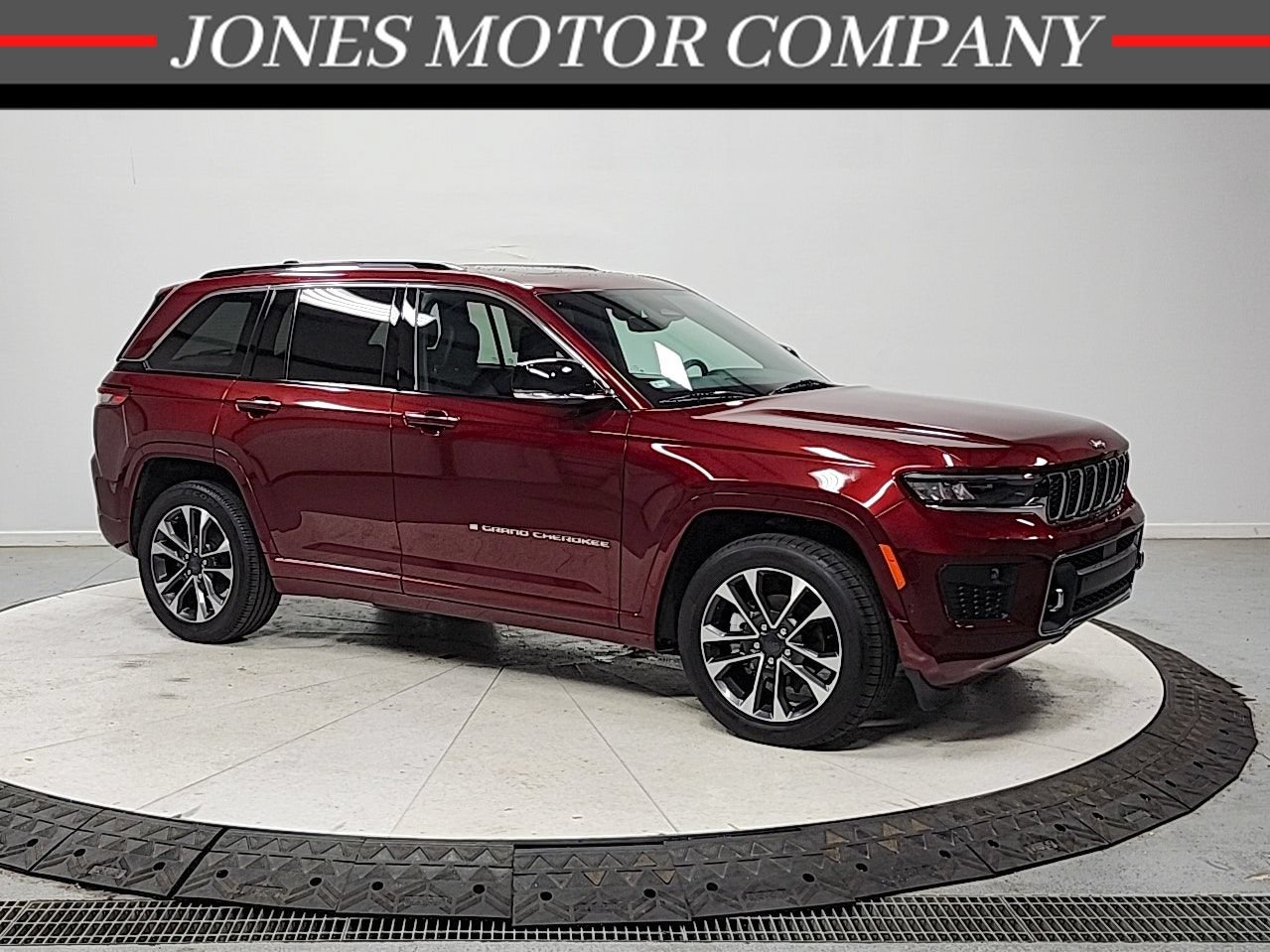 Used 2023 Jeep Grand Cherokee Overland