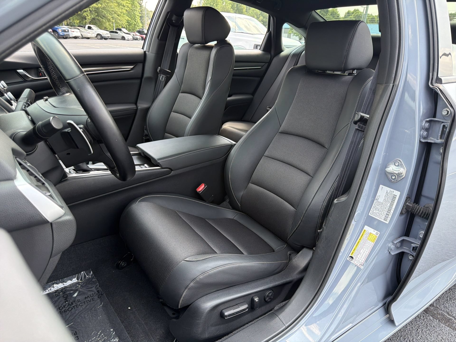 Used 2022 Honda Accord Sport image 12