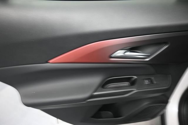 Used 2025 Chevrolet Equinox EV RS w/ Active Safety Package 3 FWD image 19