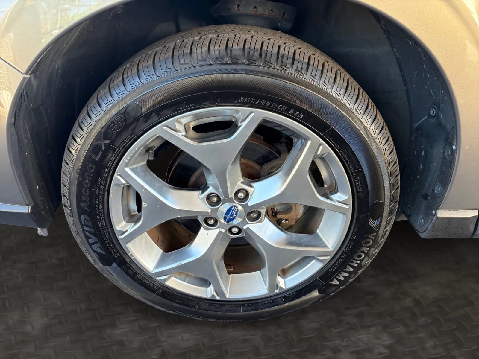 Used 2017 Subaru Forester 2.5i Touring AWD/4WD image 36