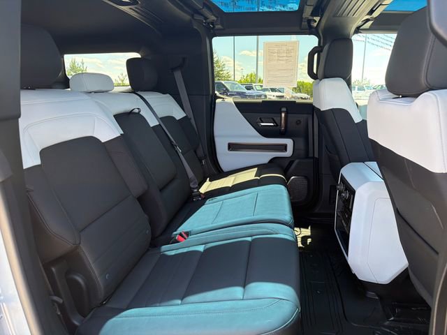 Used 2025 GMC Hummer EV 3X w/ Extreme Off-Road Package AWD/4WD image 37