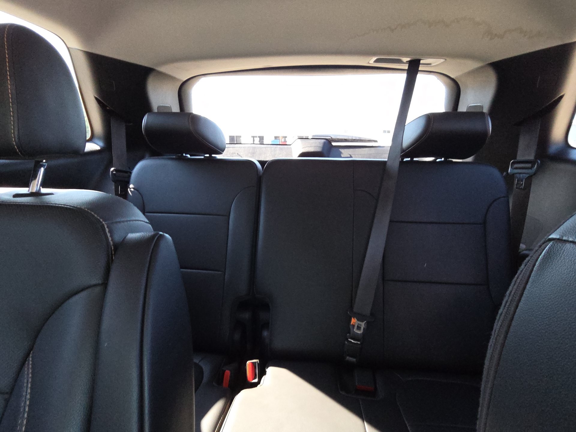 Used 2019 Chevrolet Traverse Premier w/ LPO, Floor Liner Package AWD/4WD image 31