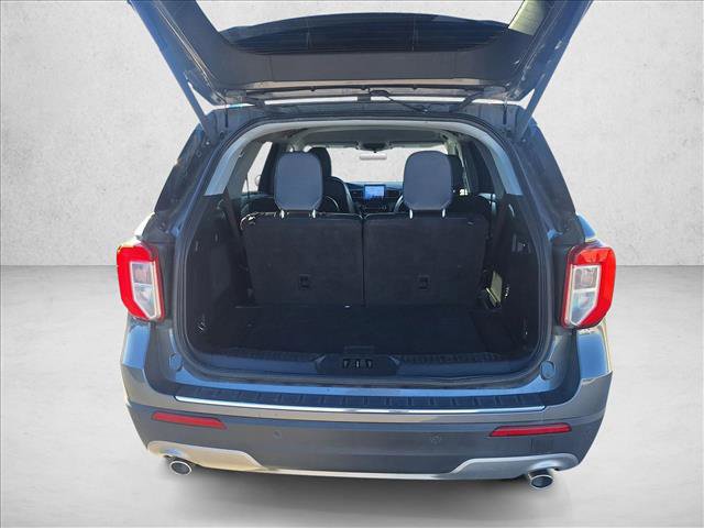 Used 2023 Ford Explorer Limited w/ Equipment Group 301A image 17