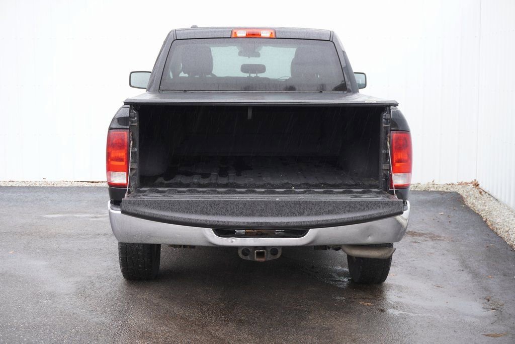 Used 2015 RAM 1500 ST w/ SXT Appearance Group image 5