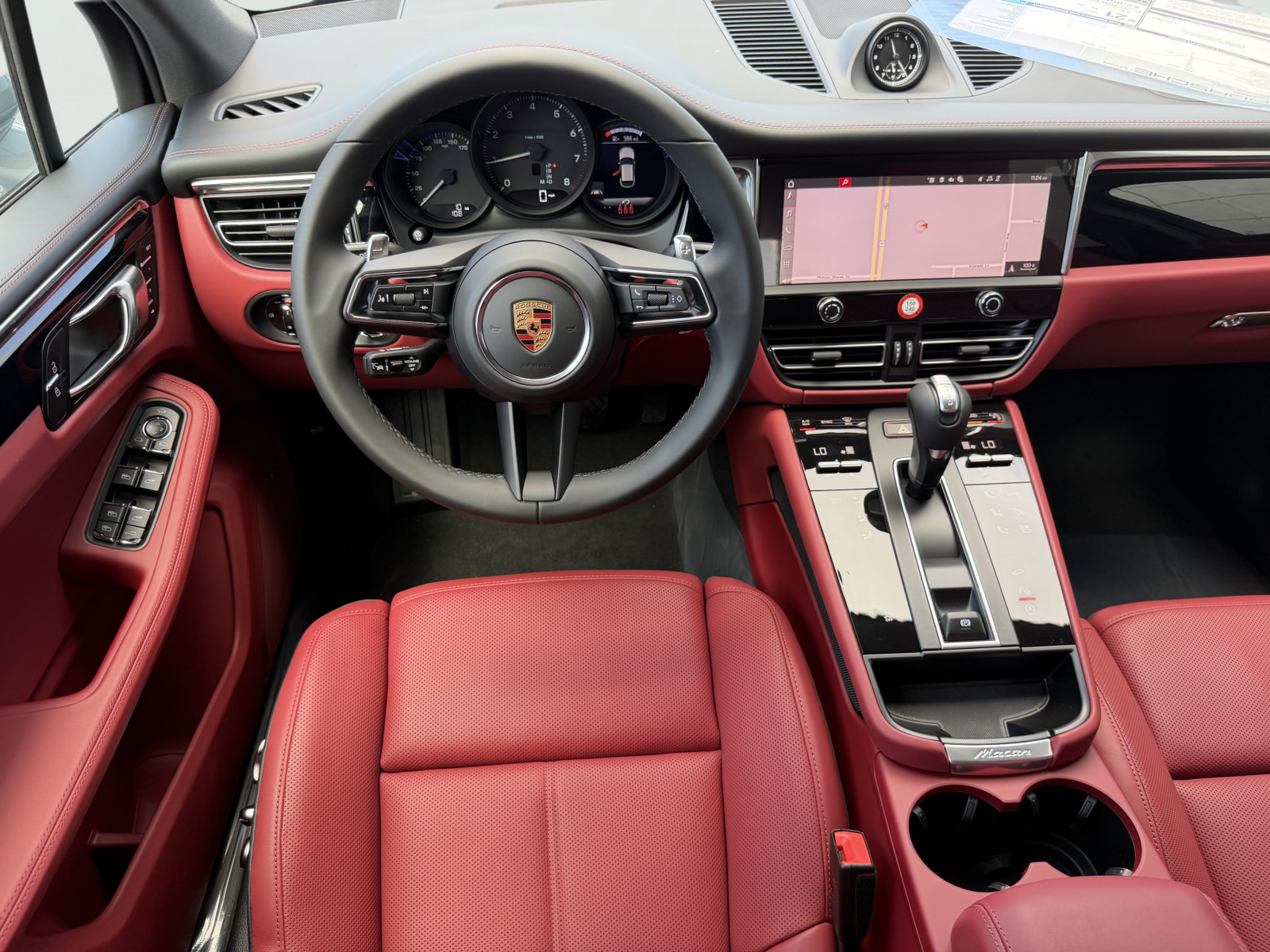 New 2026 Porsche Macan AWD/4WD image 15