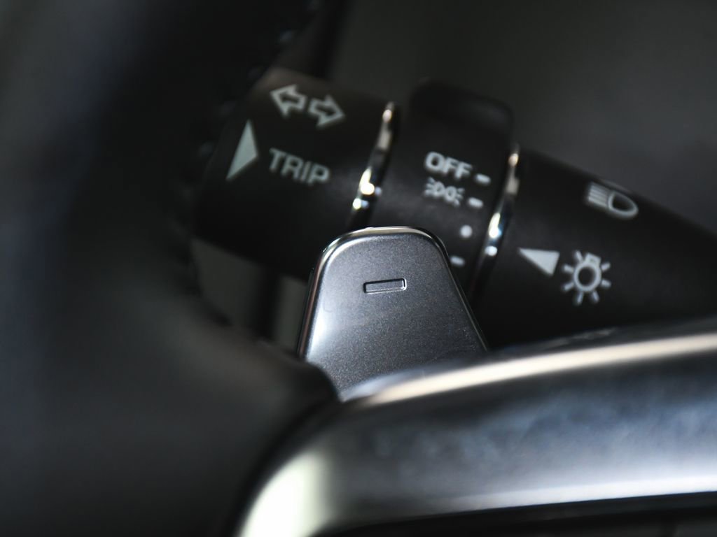 Used 2024 Jaguar F-TYPE R-Dynamic RWD image 36
