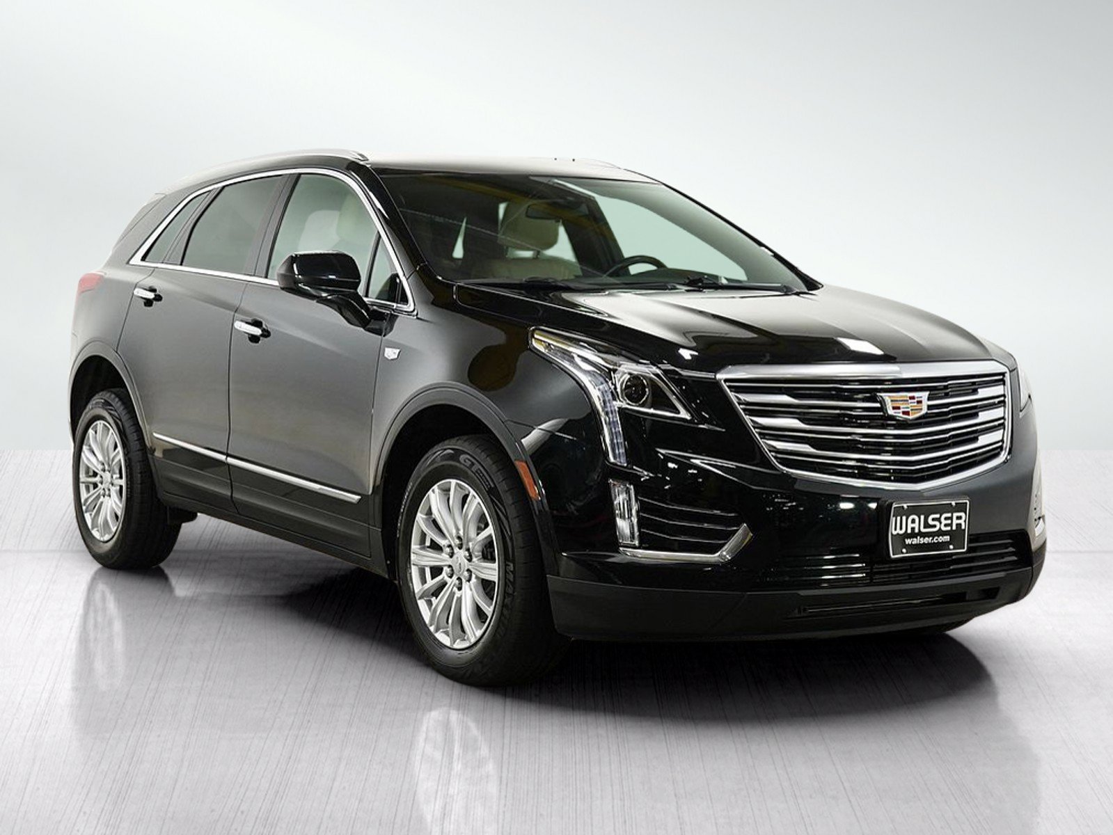 Used 2019 Cadillac XT5 AWD image 7