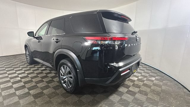 Used 2025 Nissan Pathfinder S AWD/4WD video 5