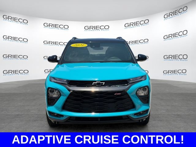 Used 2021 Chevrolet TrailBlazer RS w/ Sun and Liftgate Package FWD image 2