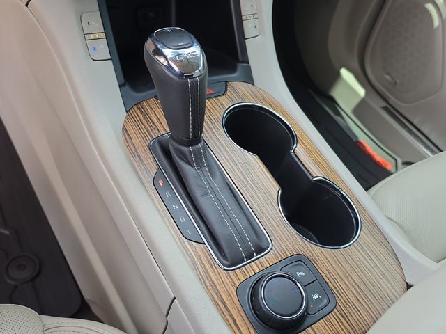 Used 2019 GMC Acadia Denali w/ Technology Package FWD image 31