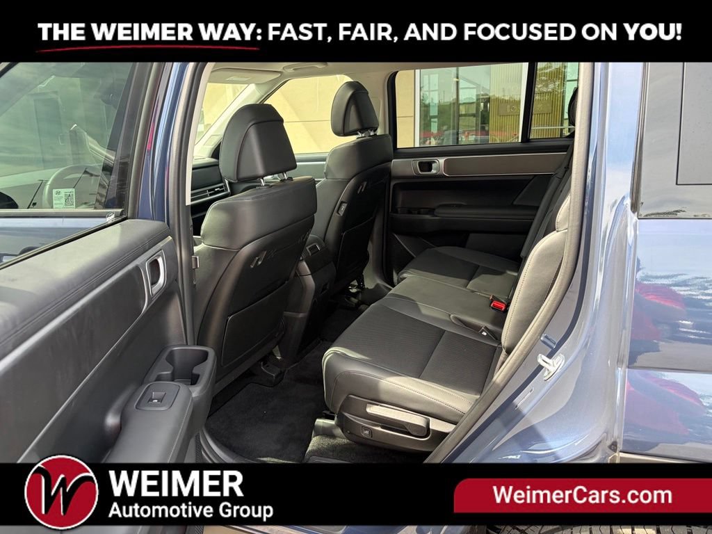 Used 2025 Hyundai Santa Fe XRT AWD/4WD image 18