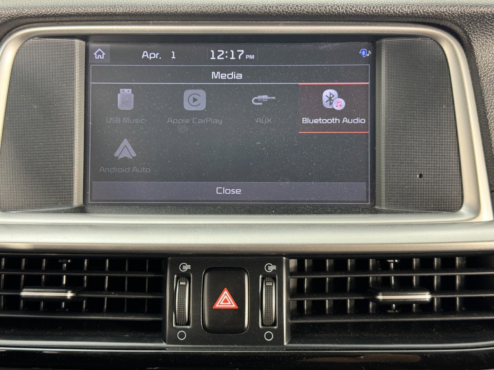 Used 2020 Kia Optima S FWD image 23