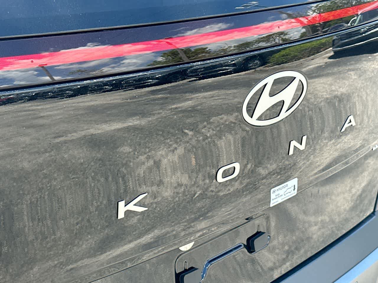 New 2026 Hyundai Kona Limited FWD image 10