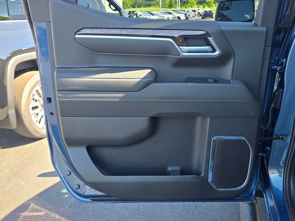 New 2026 GMC Sierra 1500 Elevation w/ Elevation Select Package AWD/4WD image 22