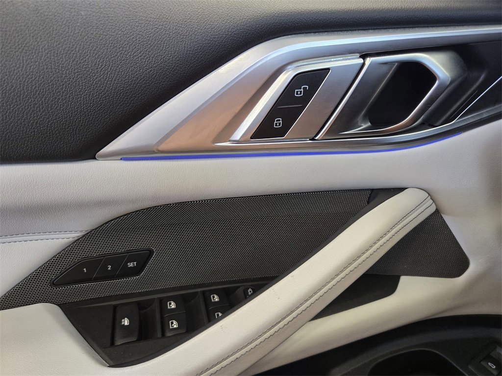 Used 2022 BMW M4 xDrive Competition w/ M Carbon Exterior Package image 23