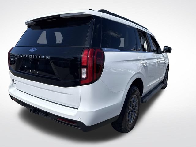 Certified 2025 Ford Expedition Active AWD/4WD image 7