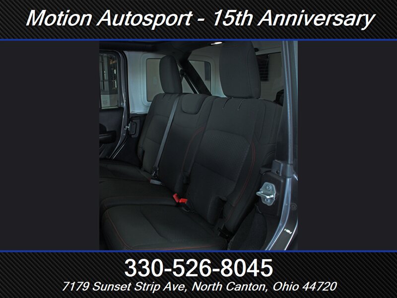 Used 2018 Jeep Wrangler Unlimited Rubicon w/ Dual Top Group AWD/4WD image 31