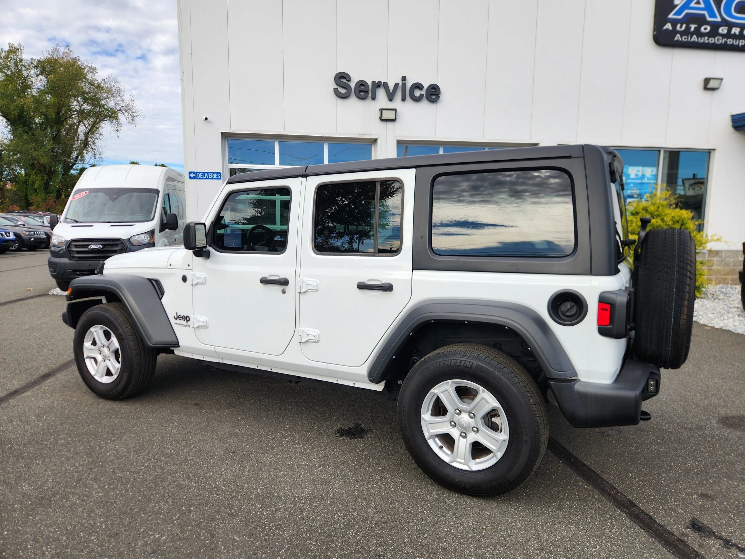 Used 2022 Jeep Wrangler Unlimited Sport image 10