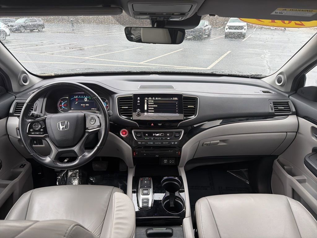 Certified 2019 Honda Pilot Touring image 12