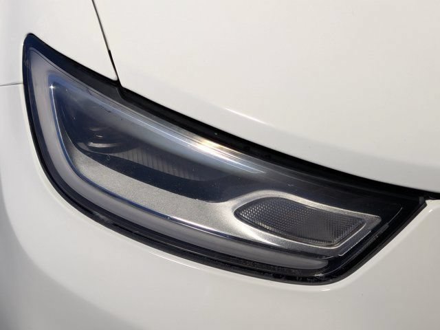 Used 2023 Chrysler Pacifica Touring-L FWD image 11