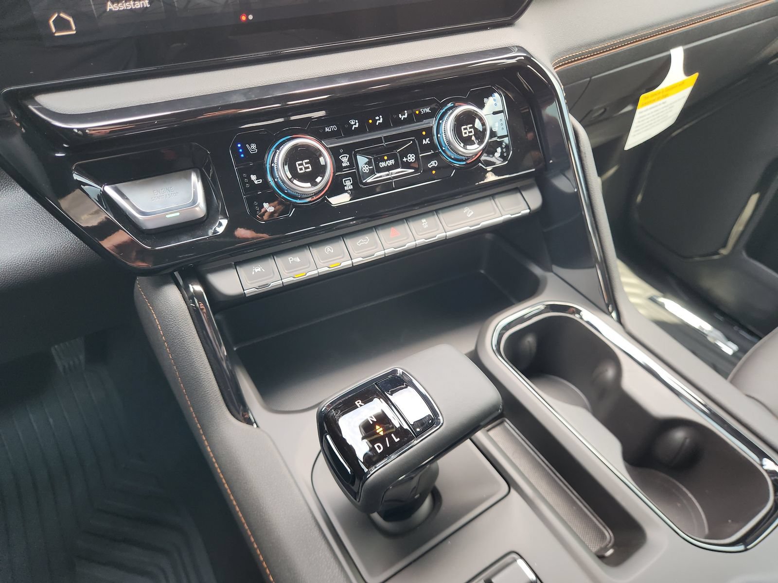 New 2026 GMC Sierra 1500 AT4 w/ AT4 Premium Package AWD/4WD image 23