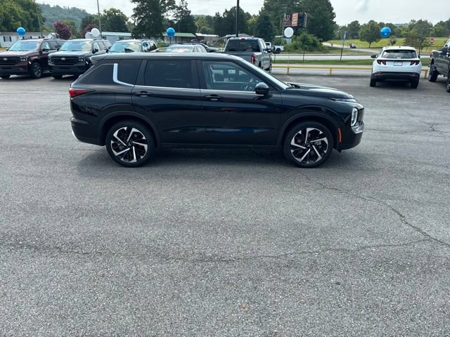 Used 2024 Mitsubishi Outlander SE AWD/4WD image 46