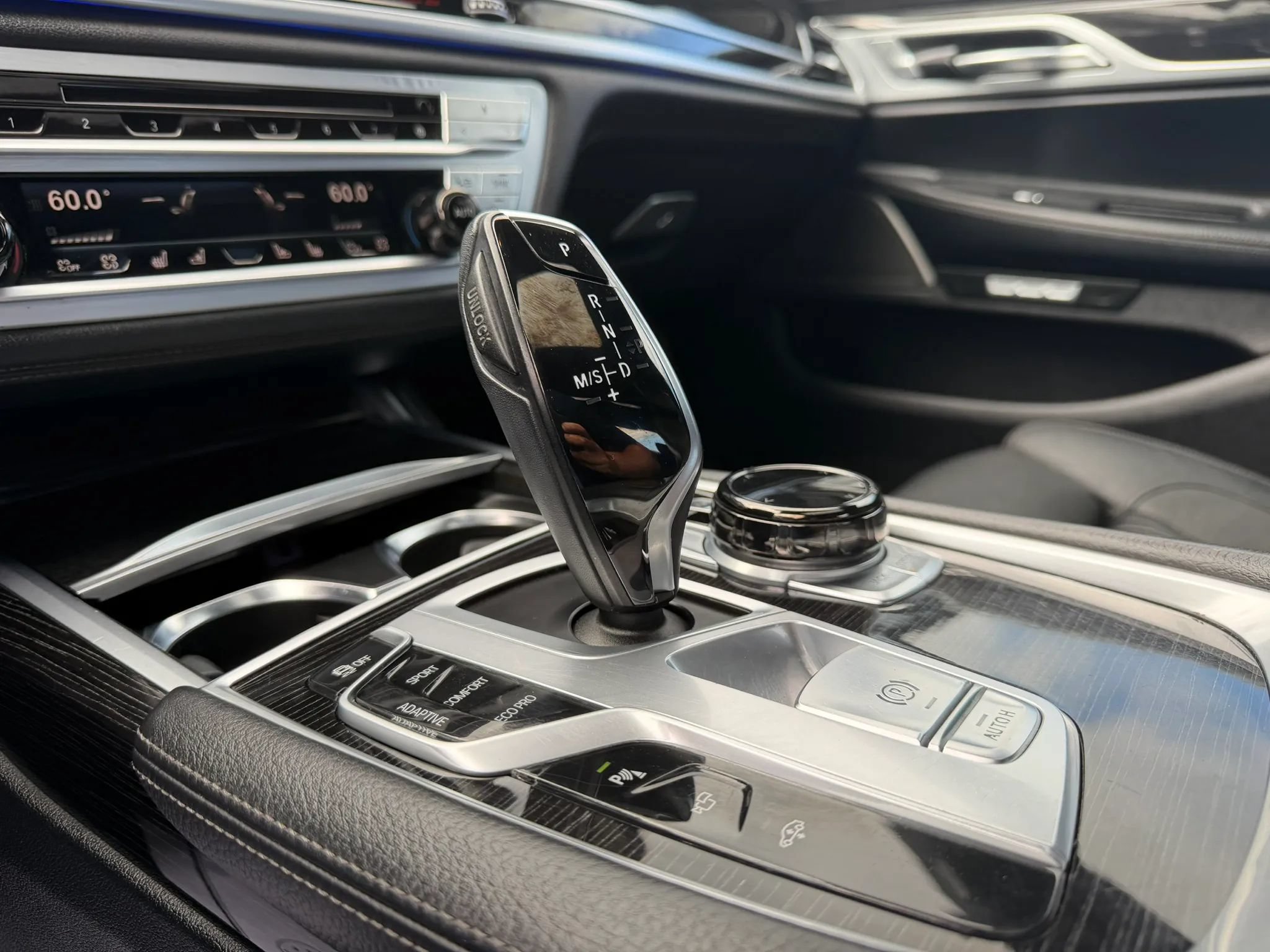Used 2017 BMW 740i RWD image 36