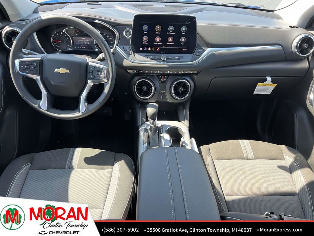 Certified 2024 Chevrolet Blazer LT w/ Driver Confidence Package FWD image 13