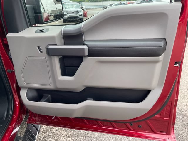 Used 2019 Ford F150 XLT w/ Equipment Group 302A Luxury AWD/4WD image 38