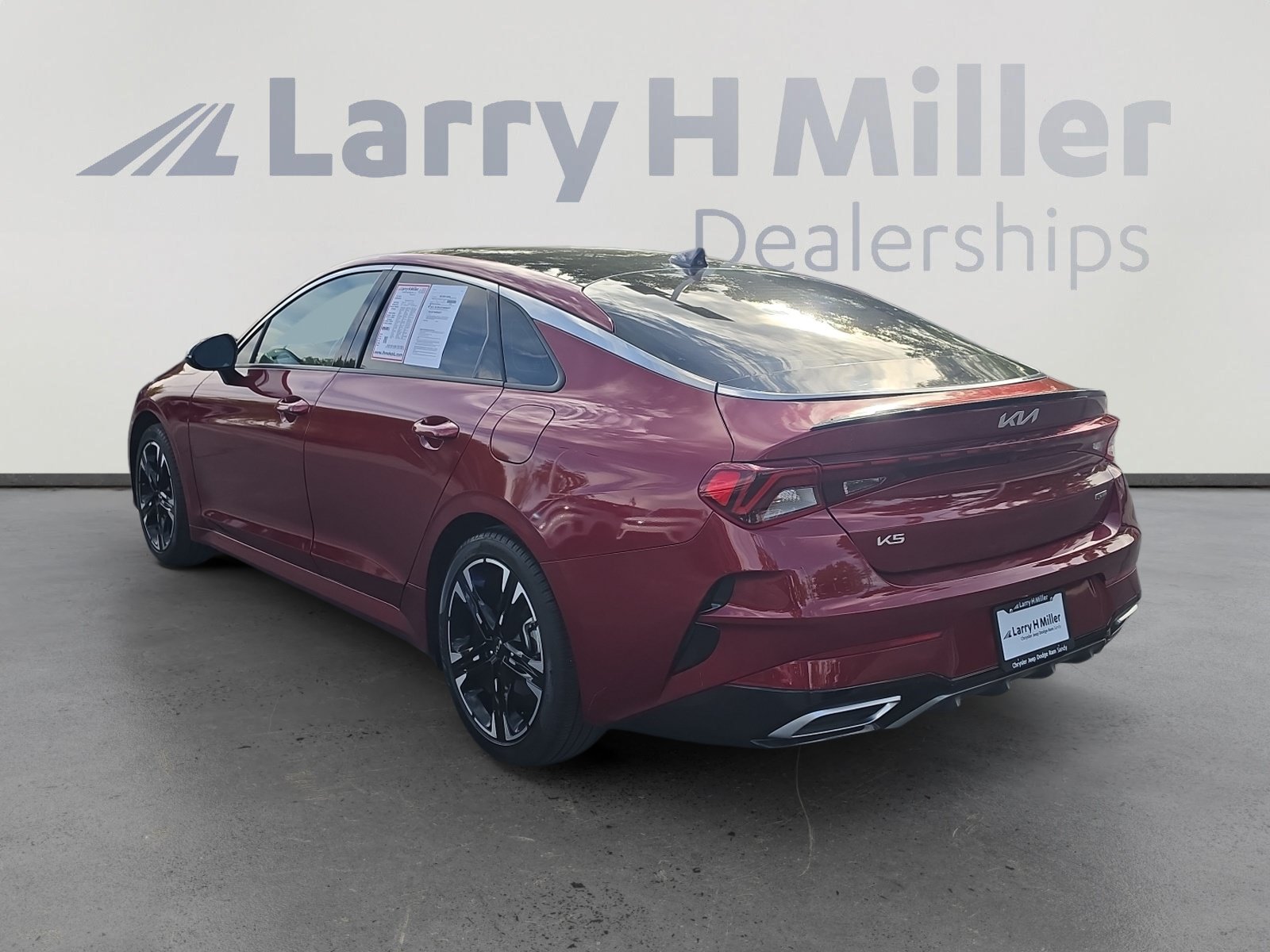 Used 2024 Kia K5 GT-Line AWD/4WD image 3