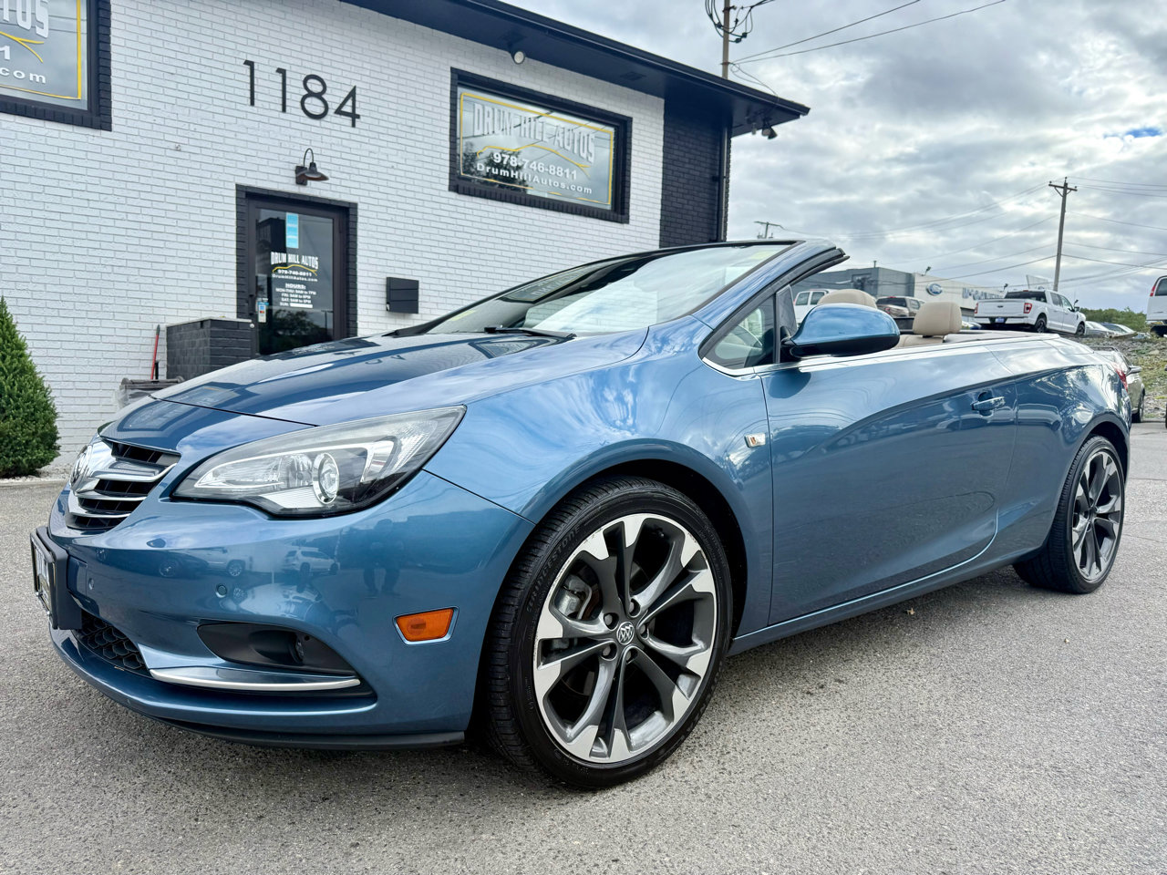 Used 2017 Buick Cascada Premium image 32