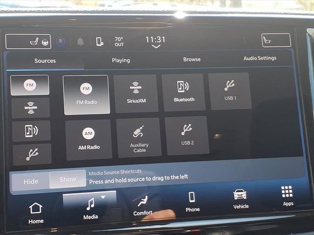 Used 2024 Chrysler Pacifica Touring-L image 6