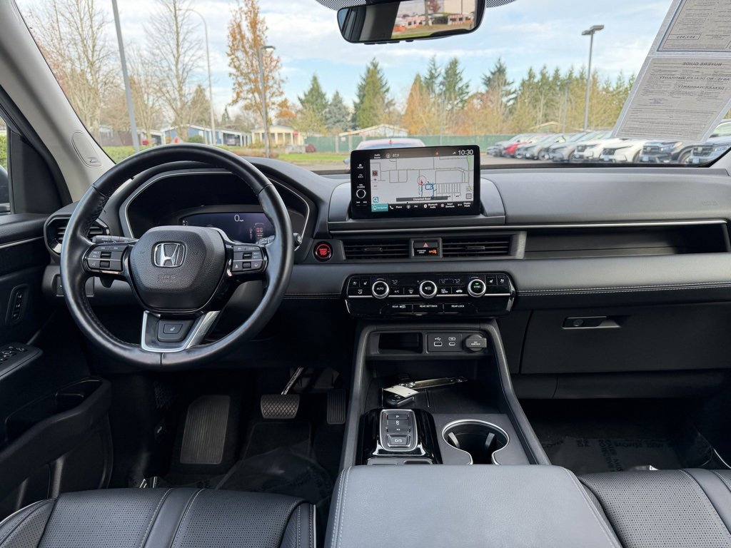 Certified 2023 Honda Pilot Elite image 32