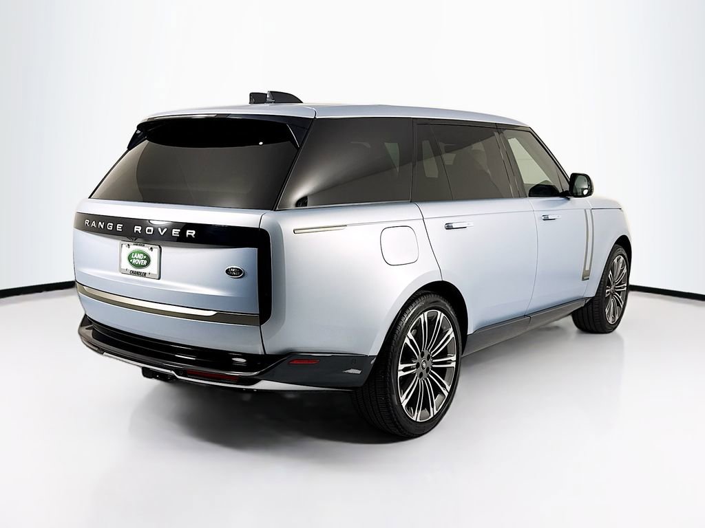 Used 2023 Land Rover Range Rover Long Wheelbase Autobiography image 5