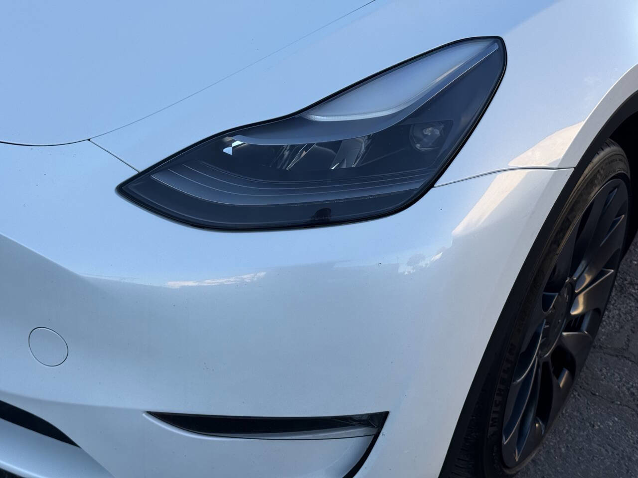 Used 2023 Tesla Model Y Performance image 34