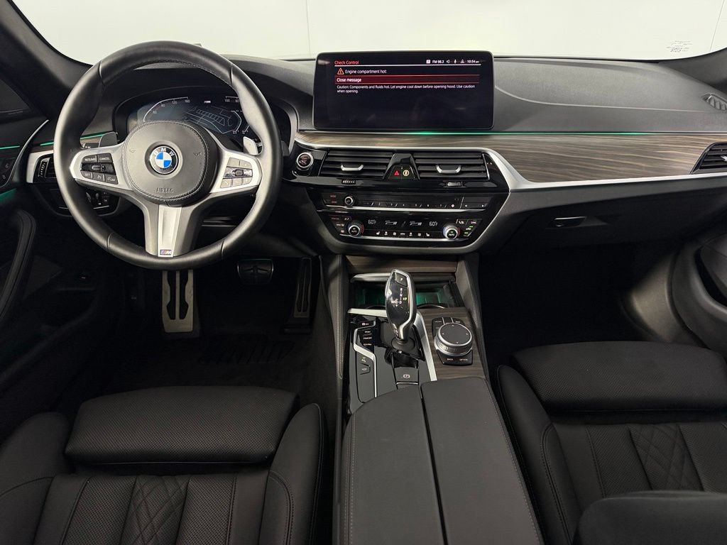 Used 2021 BMW 540i w/ M Sport Package RWD image 11