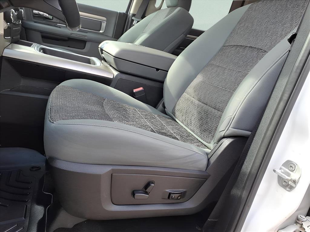 Used 2017 RAM 1500 Lone Star image 12