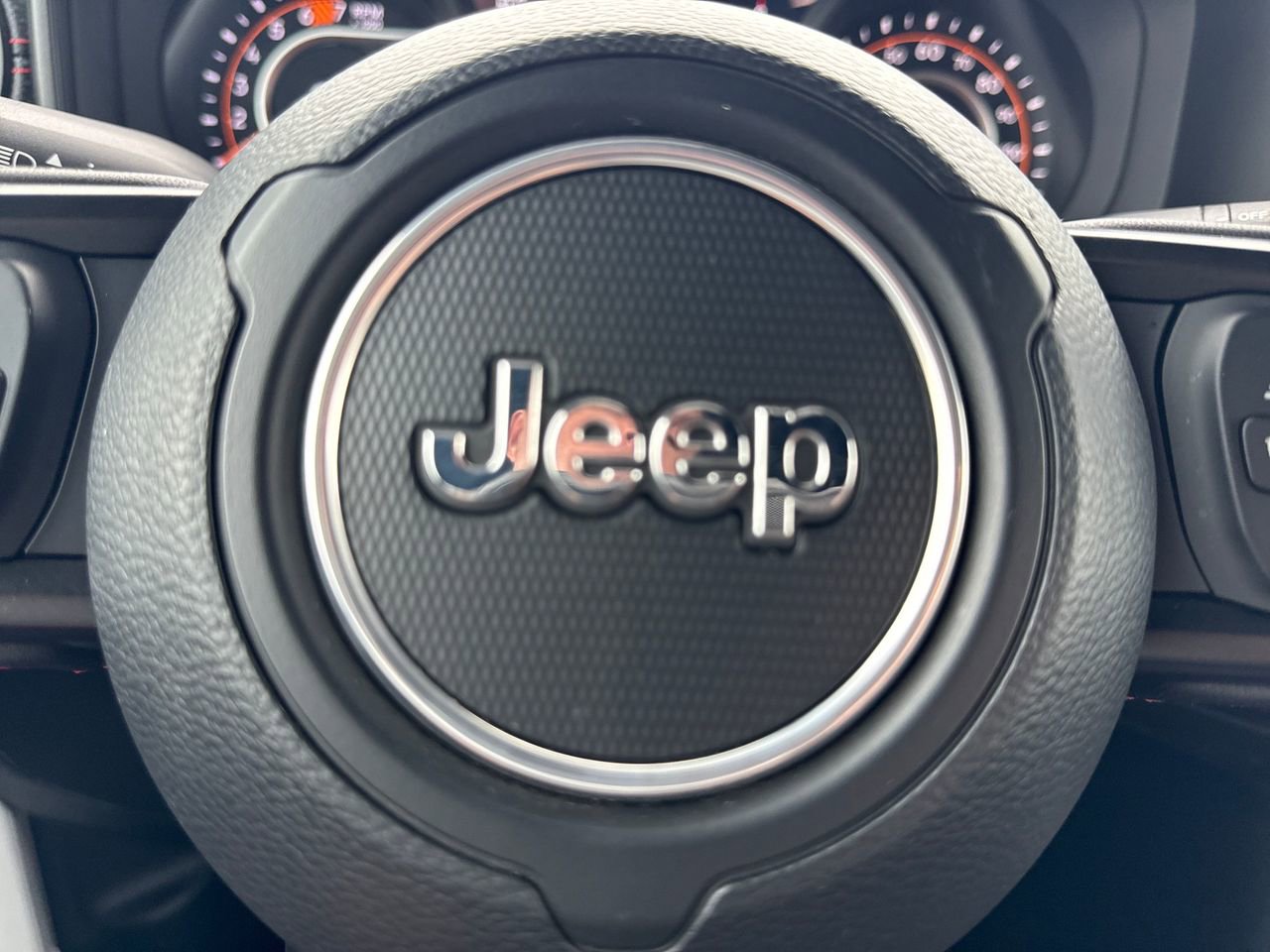 Certified 2024 Jeep Wrangler Unlimited Rubicon w/ Capability Package image 27