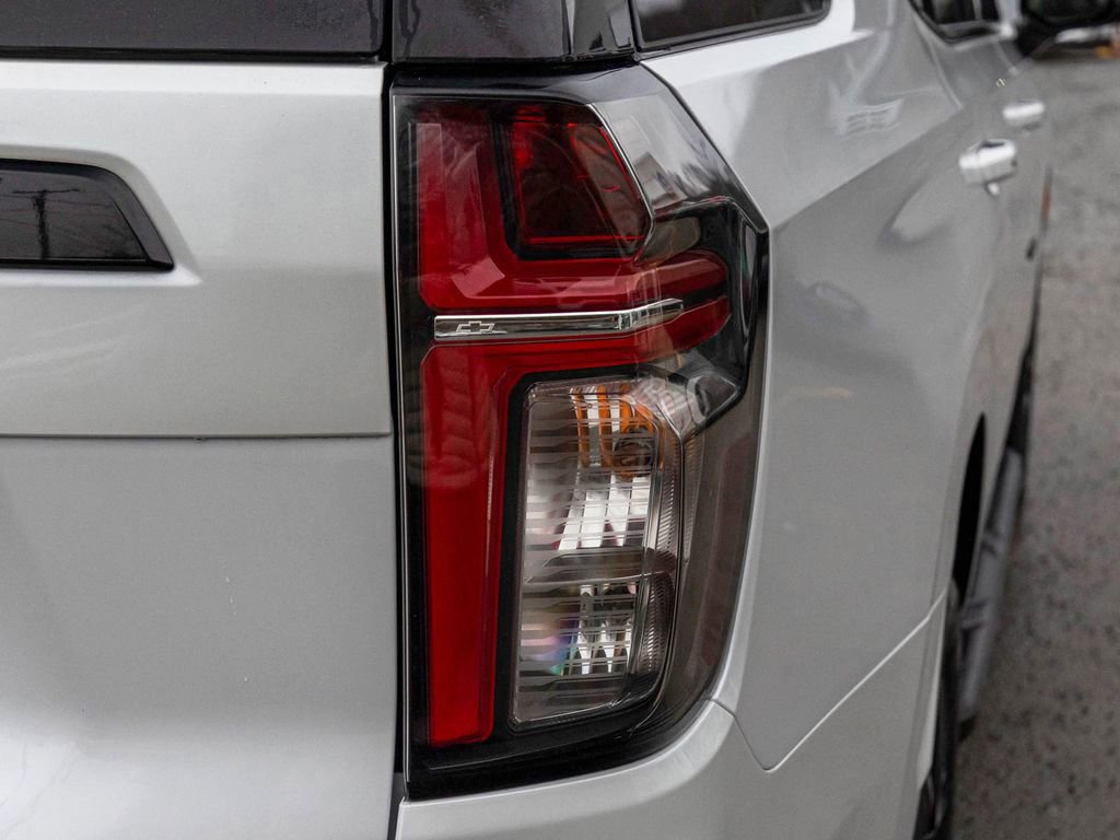 Used 2023 Chevrolet Tahoe RST w/ Luxury Package AWD/4WD image 38
