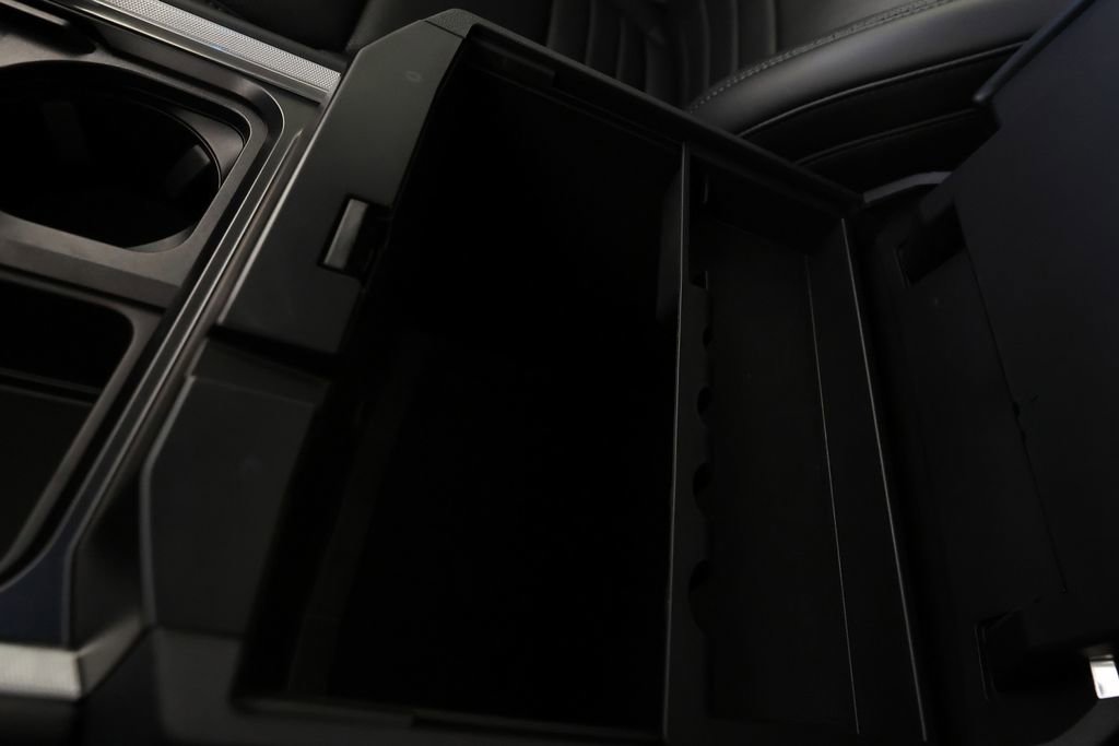 Used 2026 Ford F250 Platinum image 39