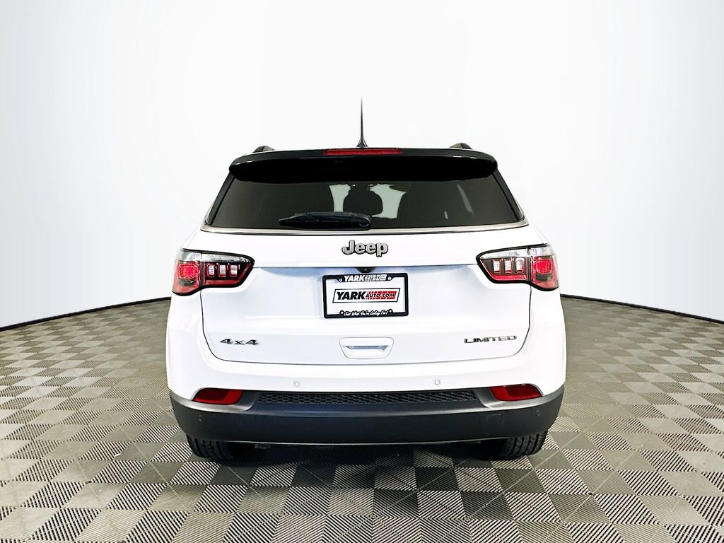 Certified 2024 Jeep Compass Limited image 9