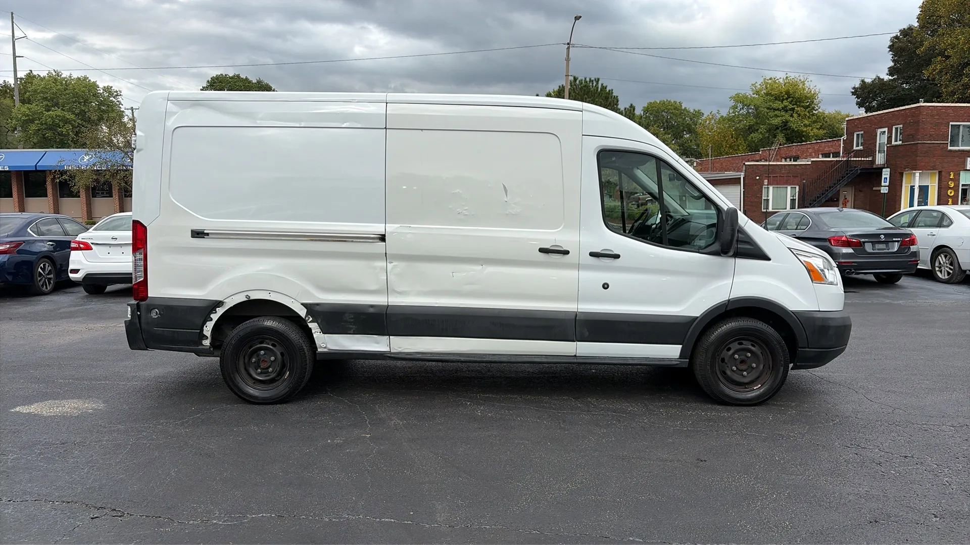Used 2015 Ford Transit 350 148 Medium Roof image 4