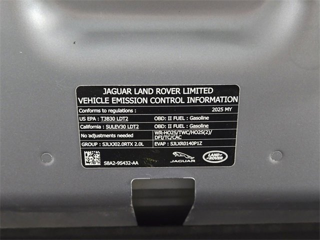 Used 2025 Land Rover Range Rover Velar Dynamic SE image 28