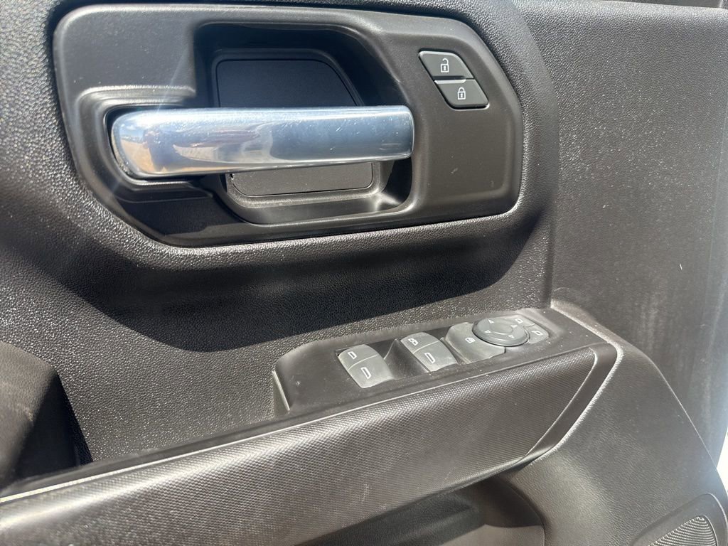 Used 2022 GMC Sierra 2500 Pro w/ Convenience Package RWD image 13