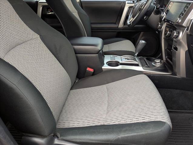 Used 2022 Toyota 4Runner SR5 AWD/4WD image 20