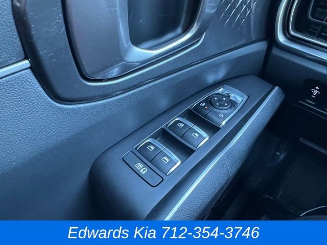 New 2025 Kia Sorento S image 23